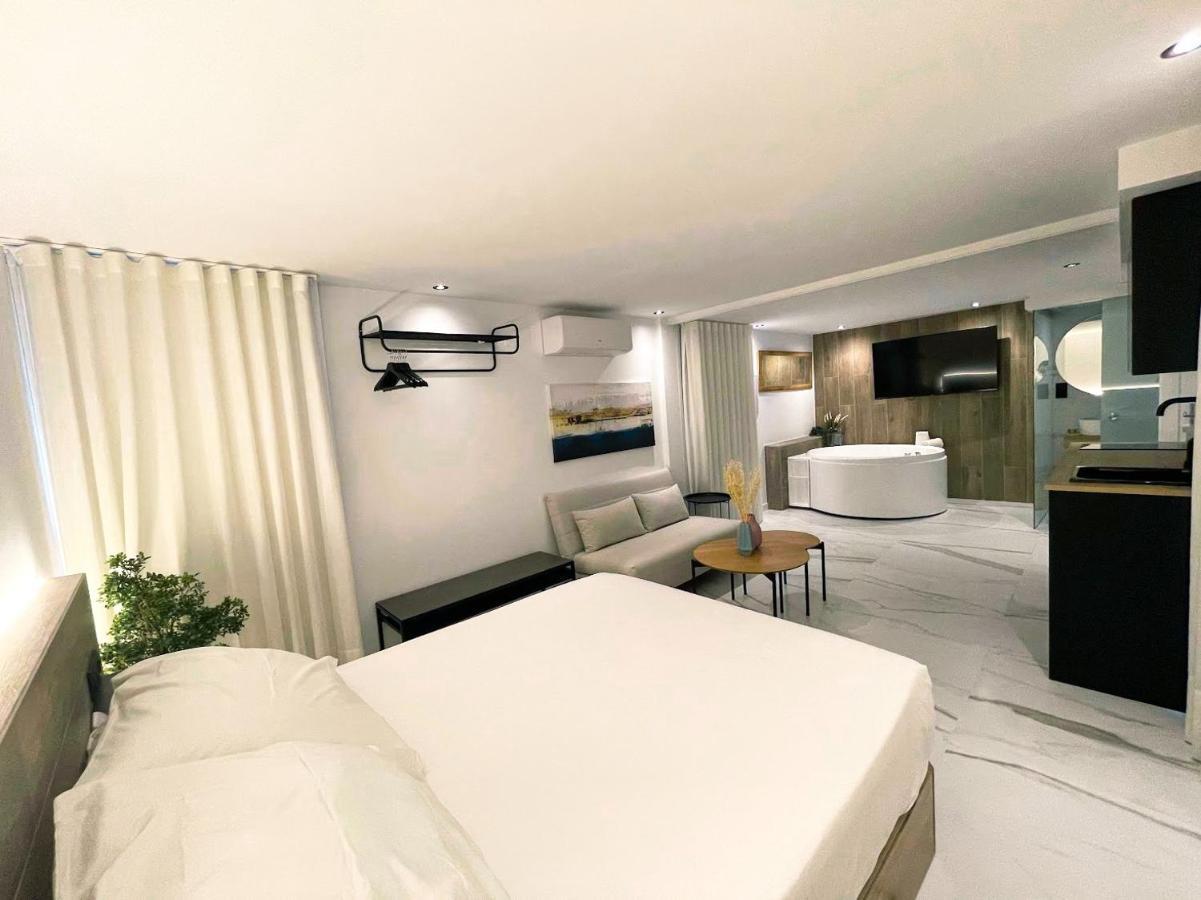 Cordoba Boutique Vv Con Jacuzziアパートメント エクステリア 写真